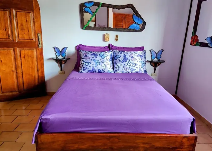 Villa Tico Tiki Vacation - Epic View & Pool, 5 Minute Walk To Beach! *