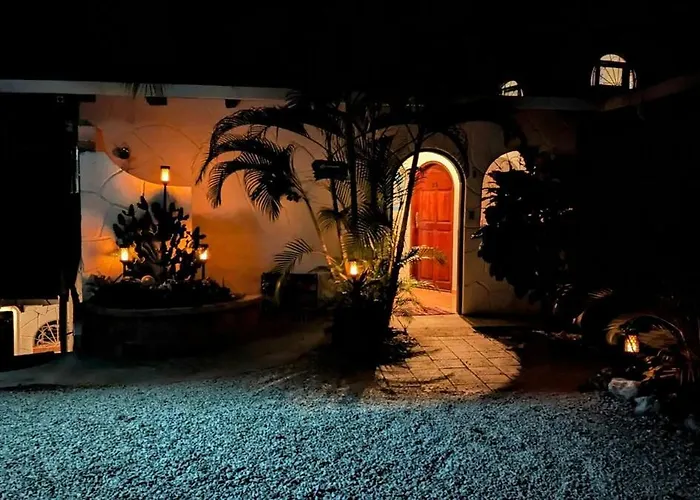 Tico Tiki Vacation - Epic View & Pool, 5 Minute Walk To Beach! Sámara