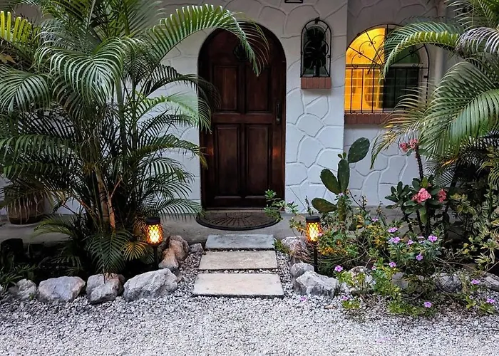Villa Tico Tiki Vacation - Epic View & Pool, 5 Minute Walk To Beach! *